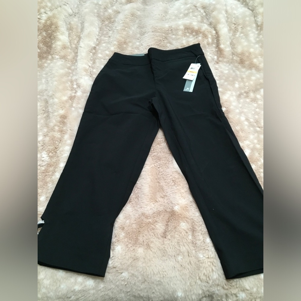 JM Collection Black Wide Leg Capri Pants